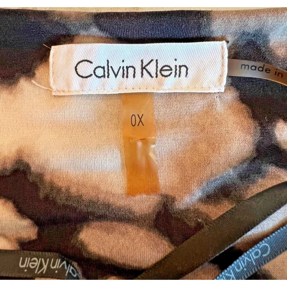 Calvin Klein Women's Abstract Animal Print Wrap Top with 3/4 Sleeves - Picture 7 of 14